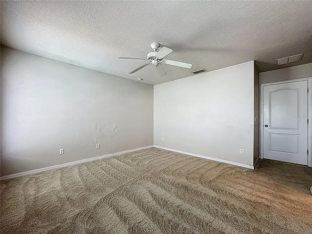 1893 Royal Ridge Drive Davenport FL 33896