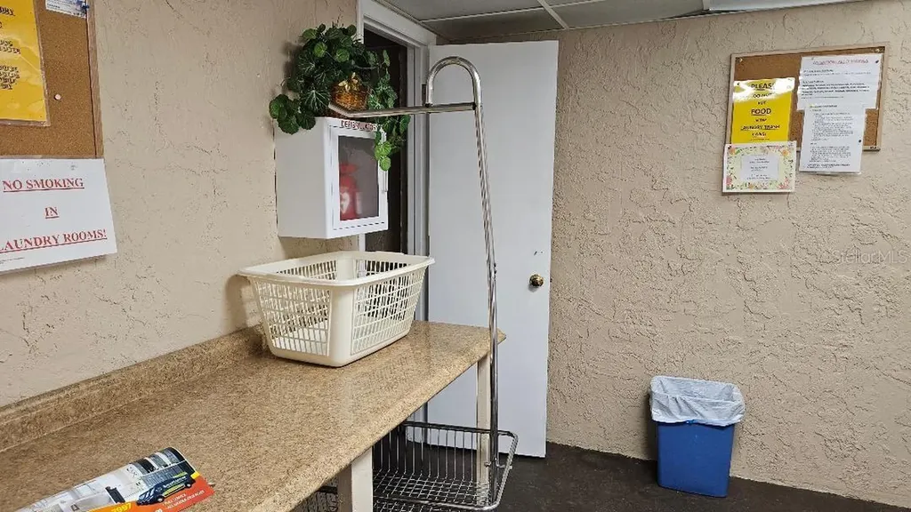 10035 63rd Avenue N St Petersburg FL 33708