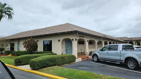 10035 63rd Avenue N St Petersburg FL 33708
