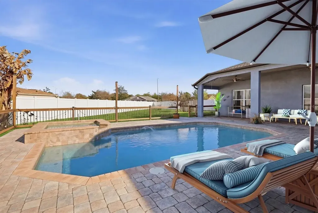 4324 Windmill Pointe Drive Plant City FL 33567