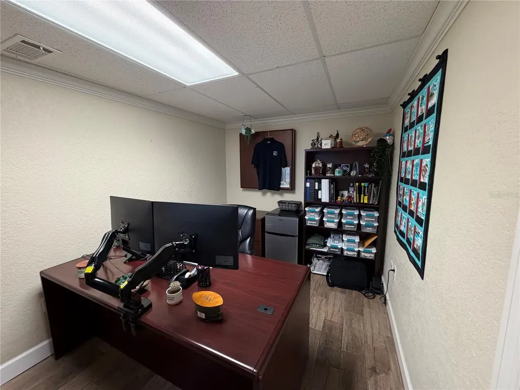 1302 W Busch Boulevard Tampa FL 33612