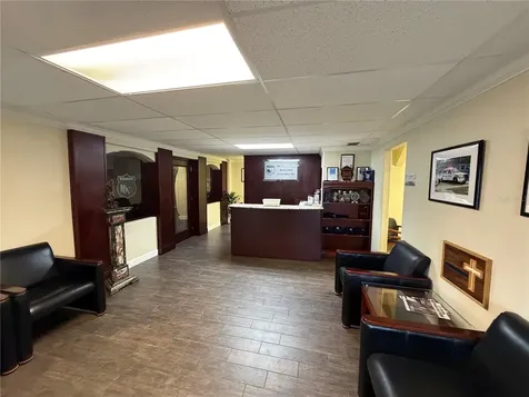 1302 W Busch Boulevard Tampa FL 33612