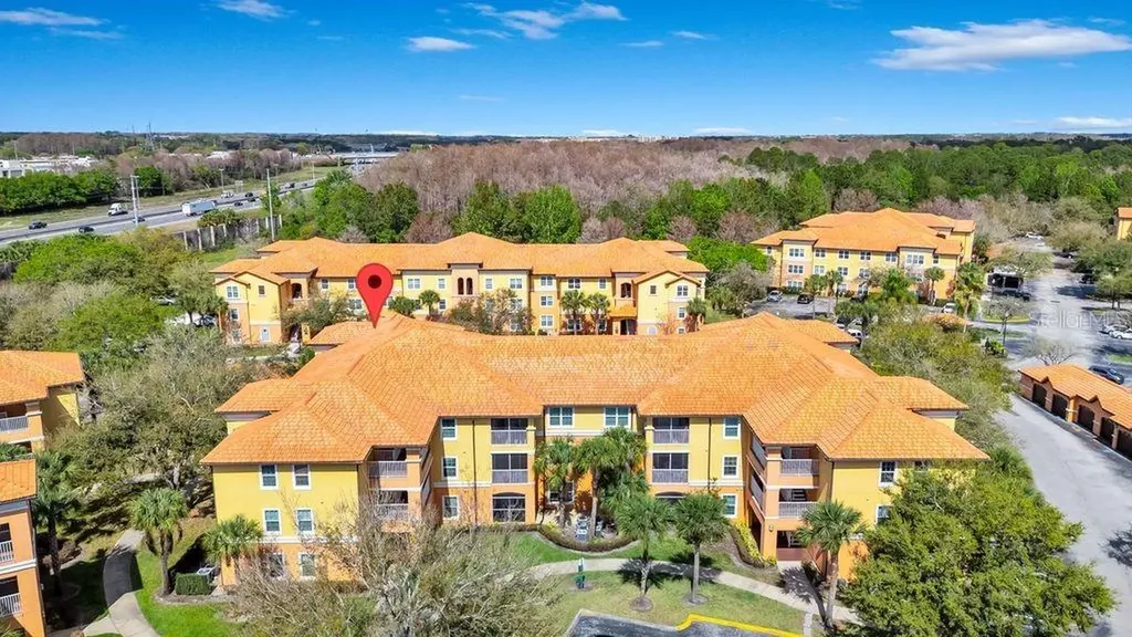 5471 Vineland Road Orlando FL 32811