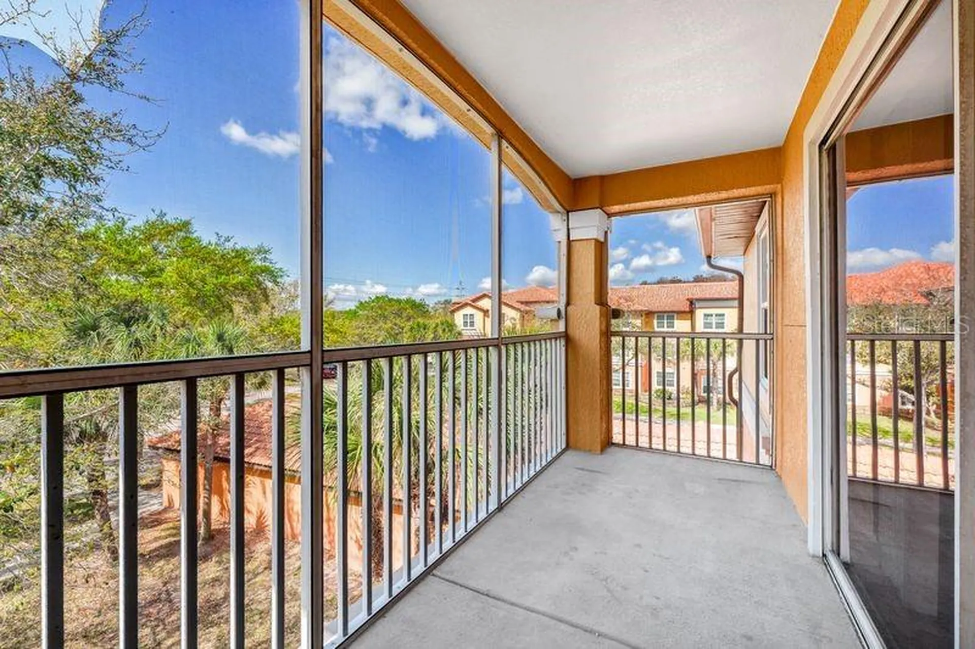 5471 Vineland Road Orlando FL 32811