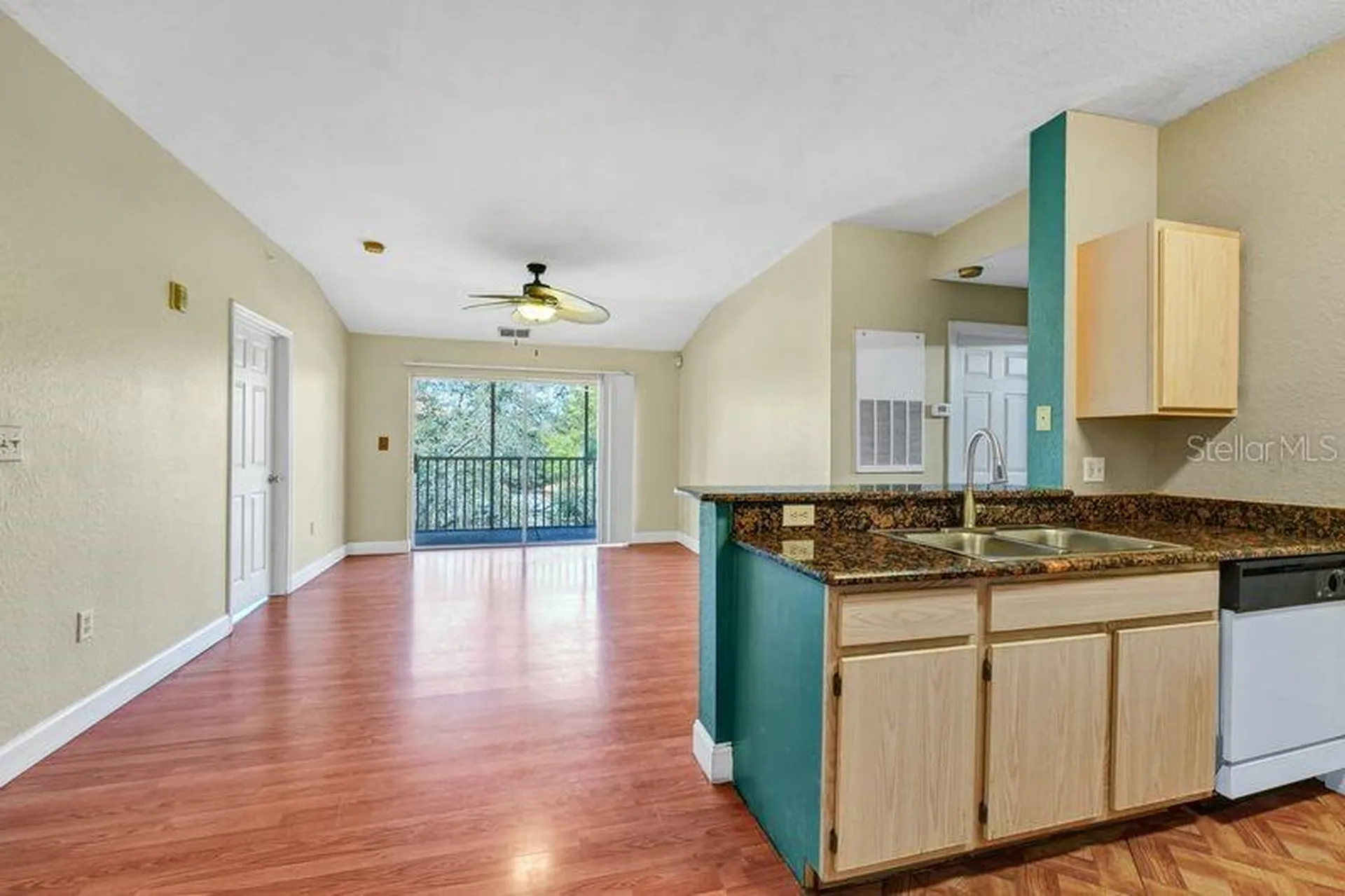 5471 Vineland Road Orlando FL 32811