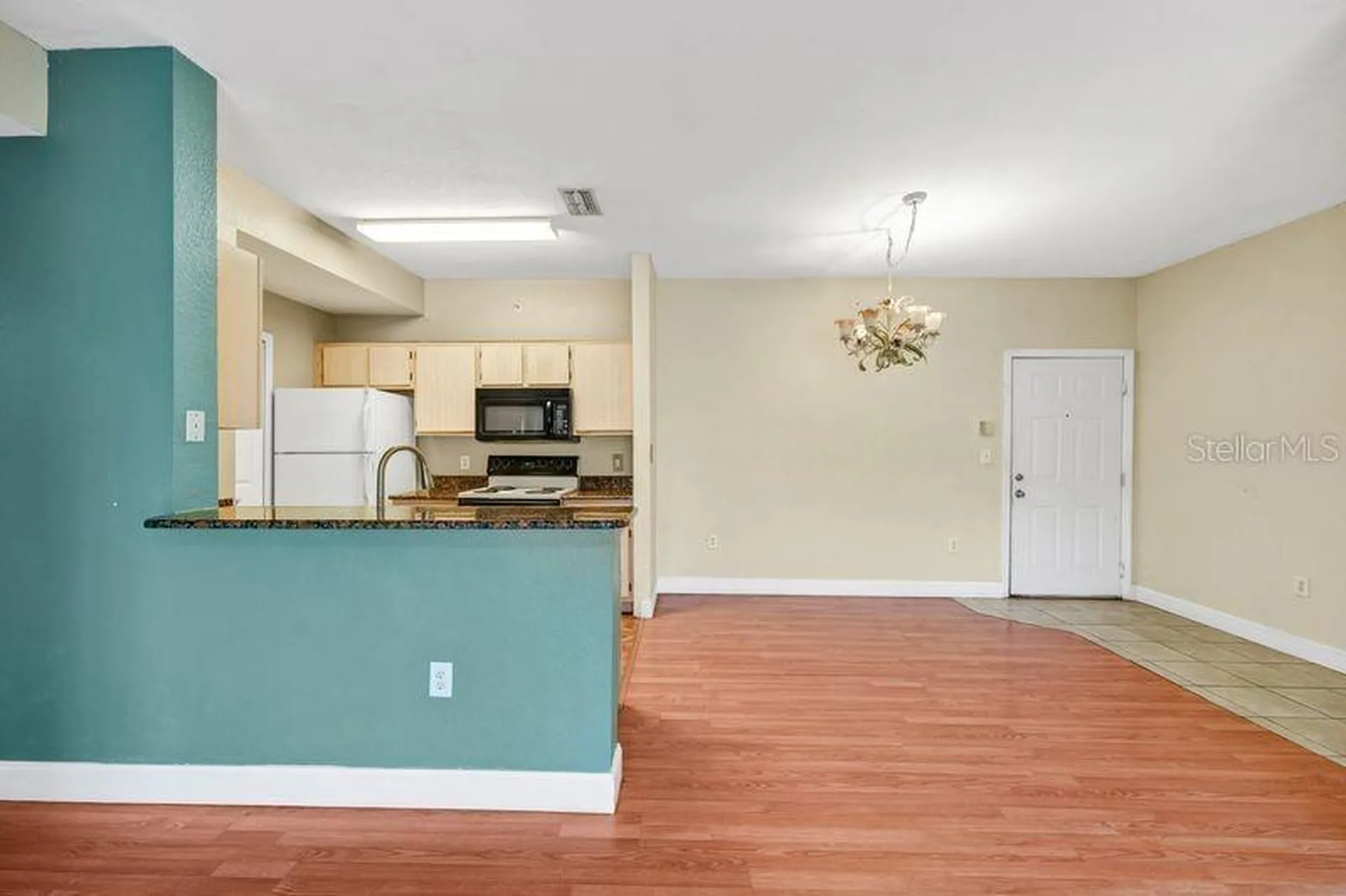 5471 Vineland Road Orlando FL 32811