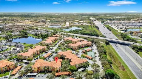 5471 Vineland Road Orlando FL 32811