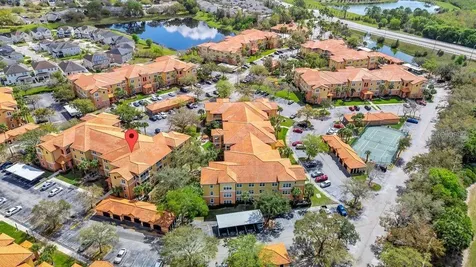 5471 Vineland Road Orlando FL 32811