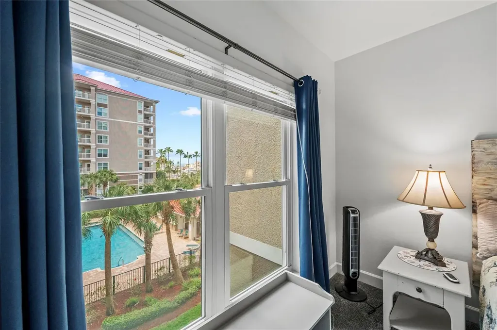 808 3rd Avenue W Bradenton FL 34205