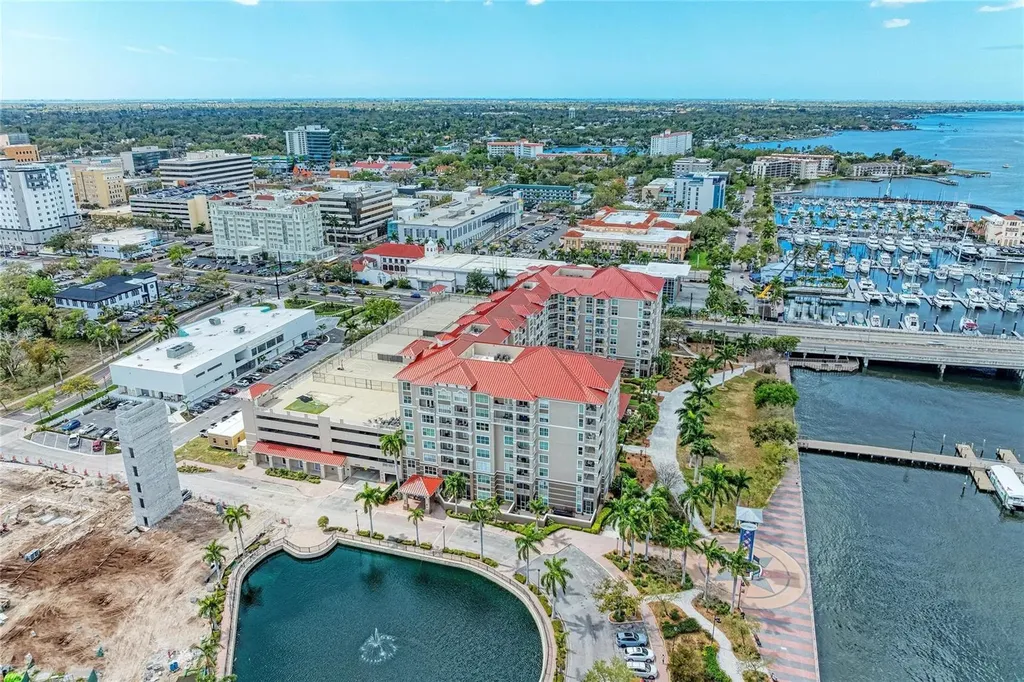 808 3rd Avenue W Bradenton FL 34205