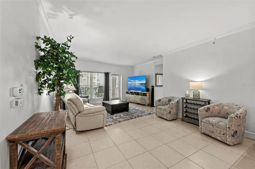 808 3rd Avenue W Bradenton FL 34205