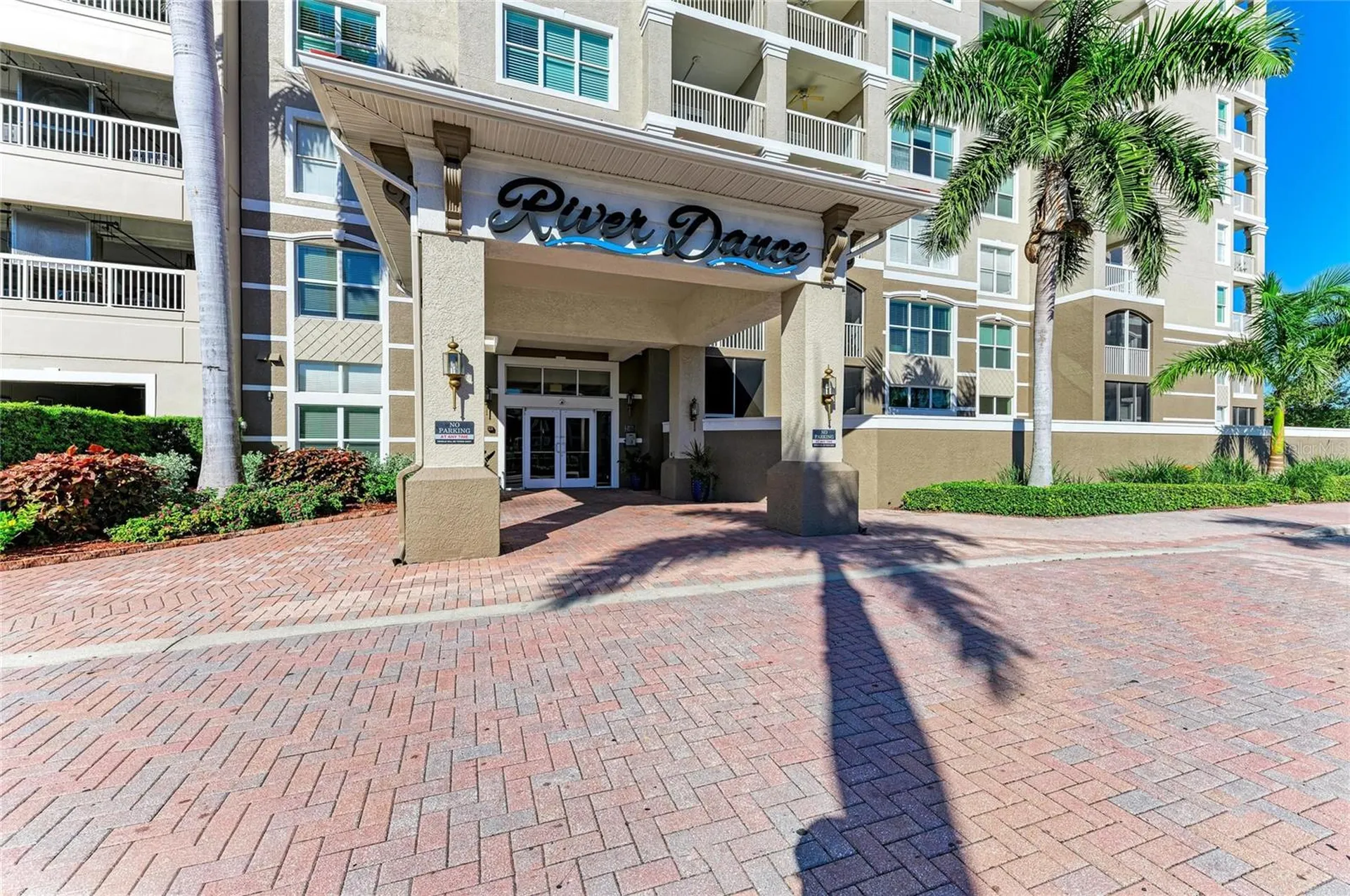 808 3rd Avenue W Bradenton FL 34205