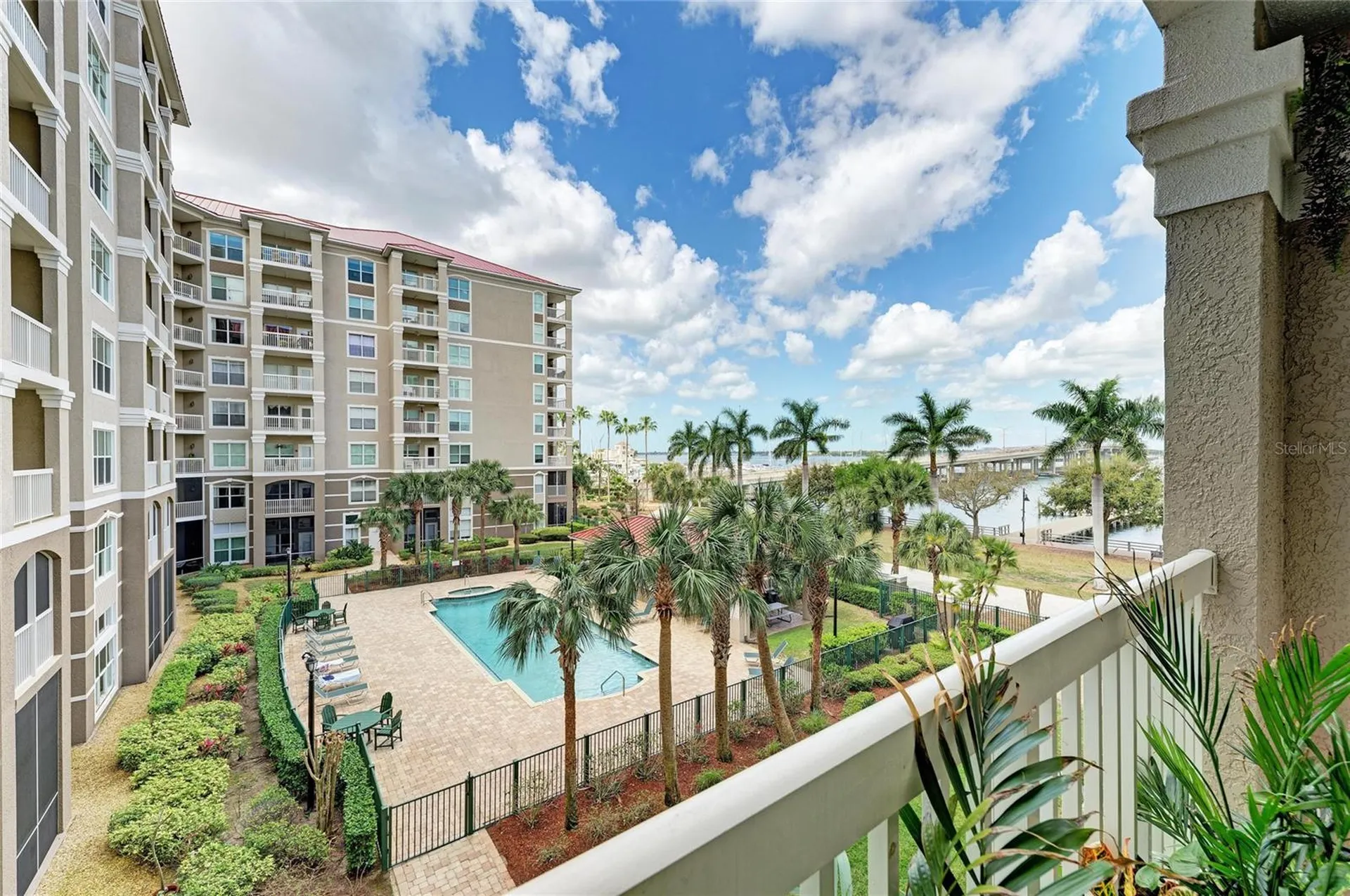 808 3rd Avenue W Bradenton FL 34205