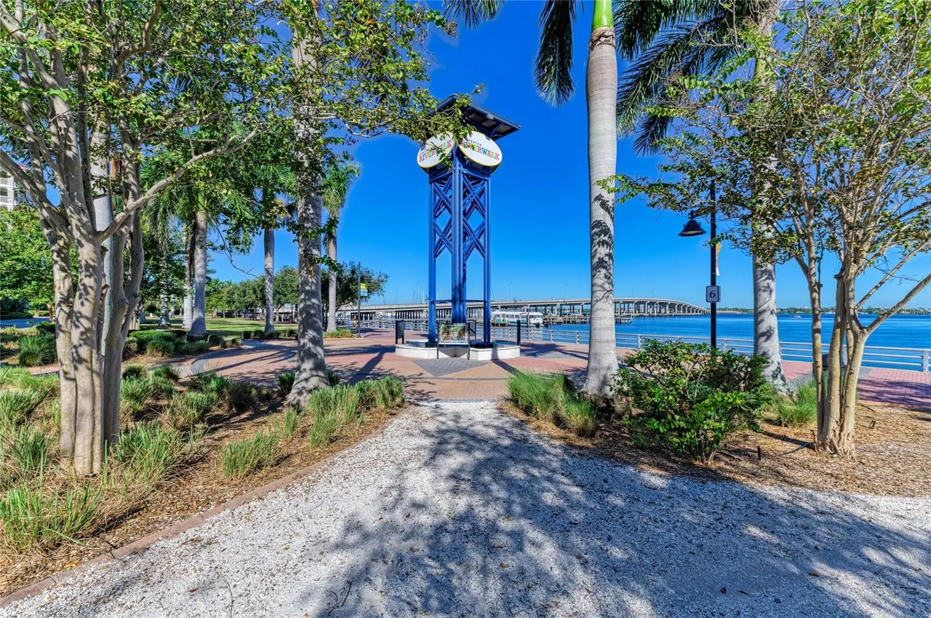 808 3rd Avenue W Bradenton FL 34205