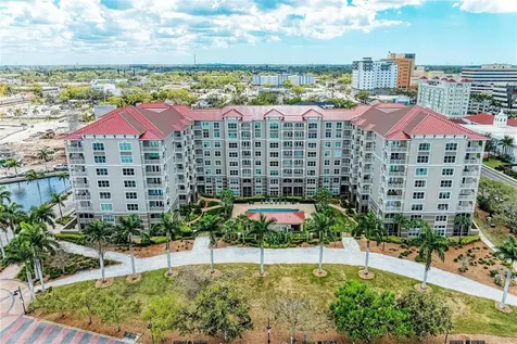 808 3rd Avenue W Bradenton FL 34205