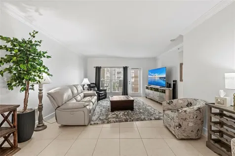808 3rd Avenue W Bradenton FL 34205