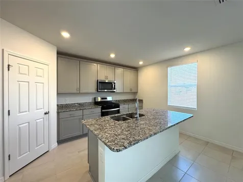 2958 Sunstar Drive St Cloud FL 34772