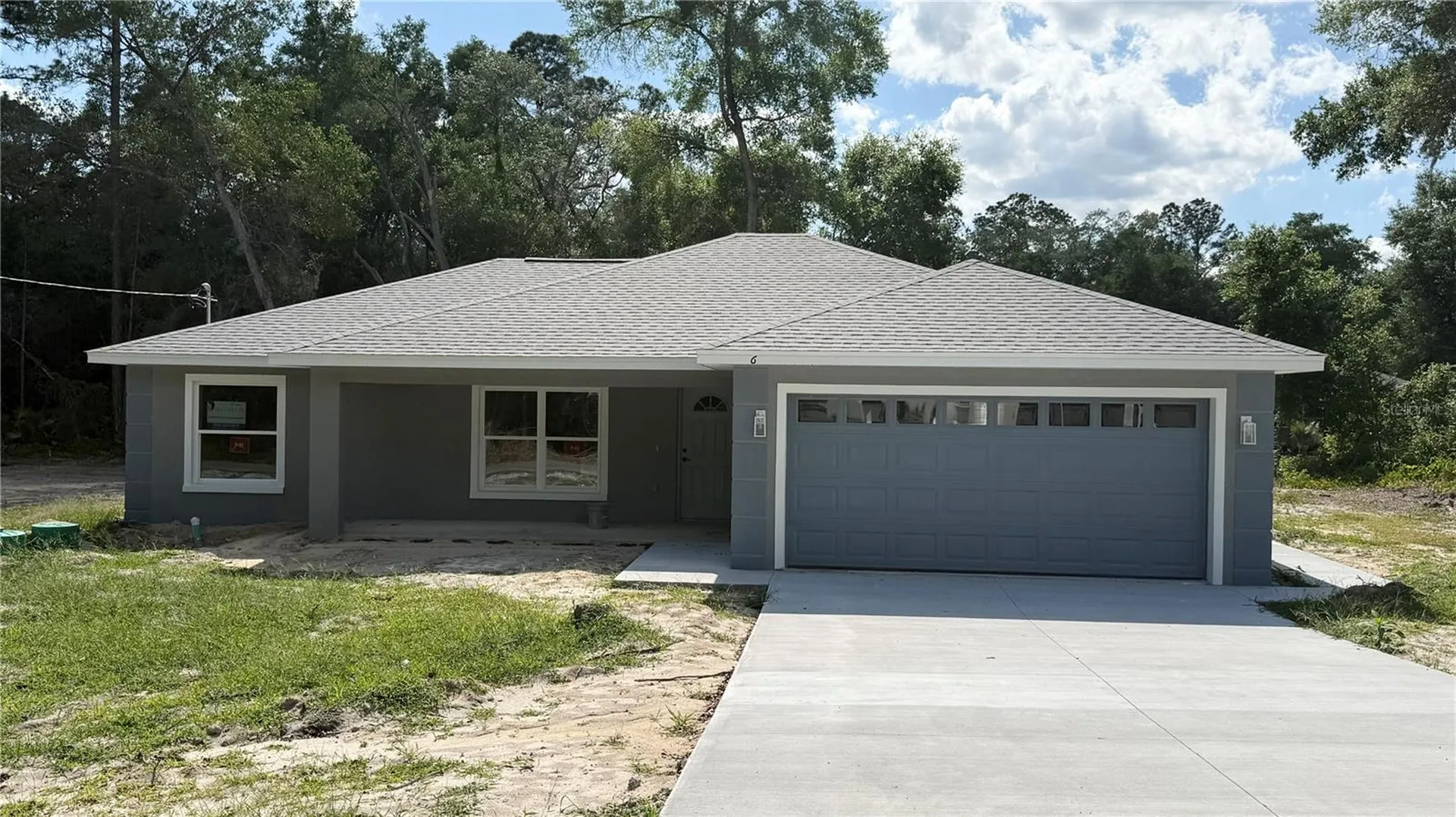 6 Bay Pass Terrace Ocklawaha FL 32179