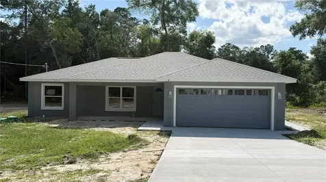 6 Bay Pass Terrace Ocklawaha FL 32179
