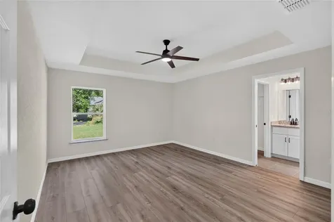6 Bay Pass Terrace Ocklawaha FL 32179