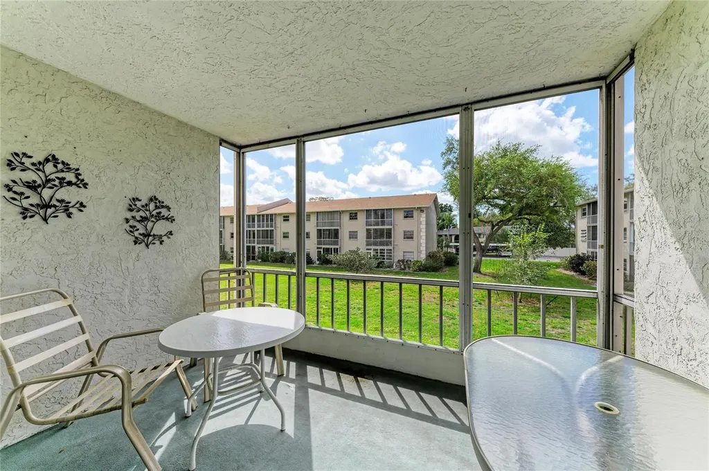 3983 Maceachen Boulevard Sarasota FL 34233