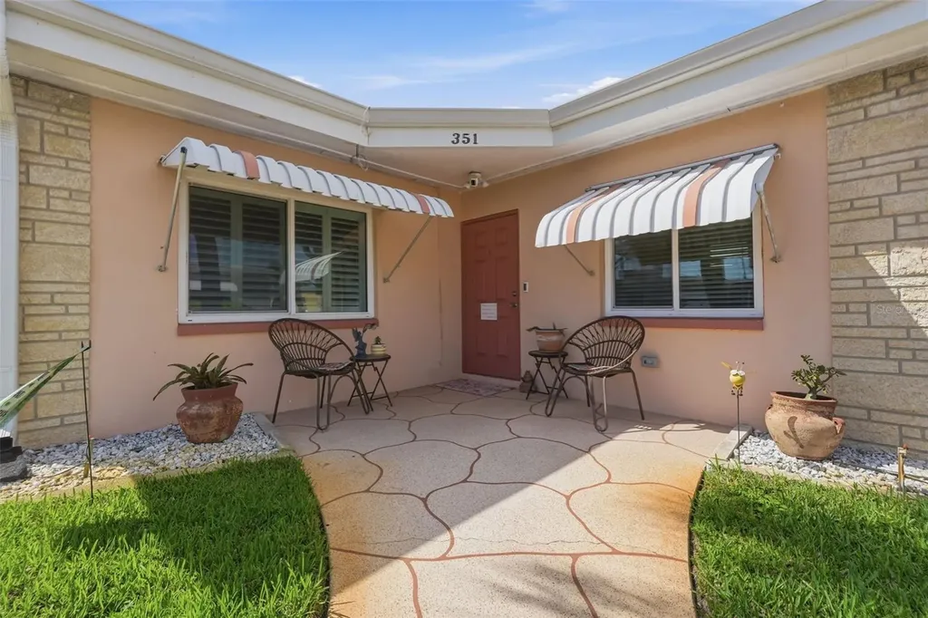 250 Rosery Road NW Largo FL 33770