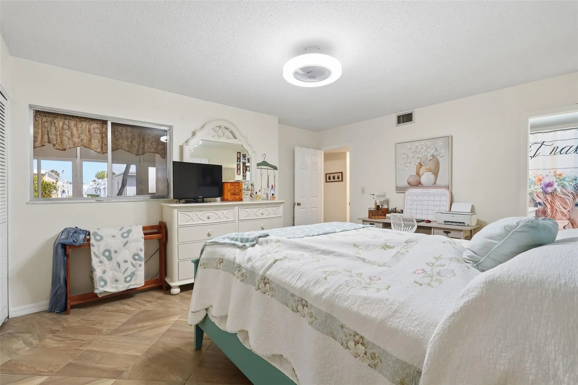 250 Rosery Road NW Largo FL 33770