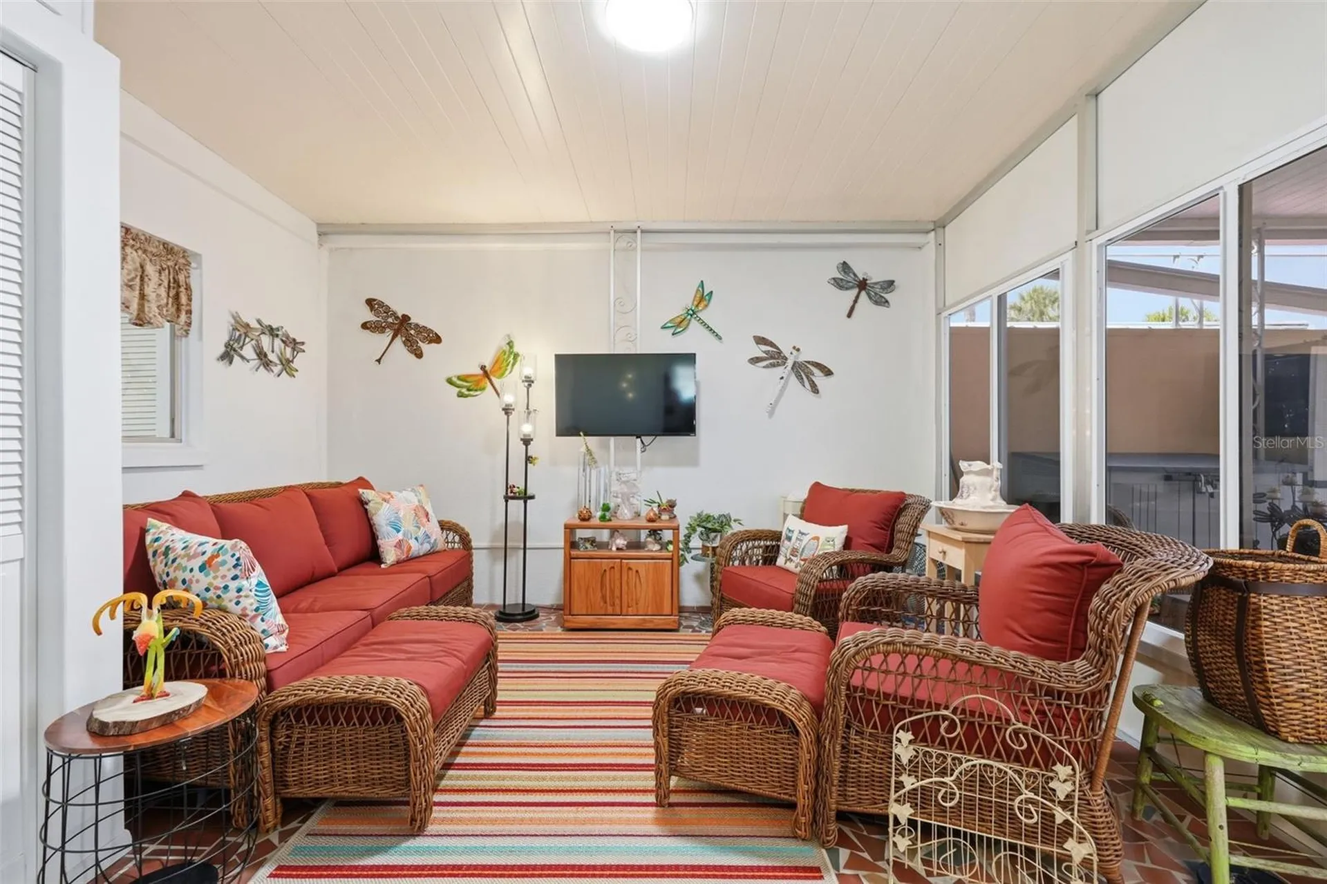 250 Rosery Road NW Largo FL 33770