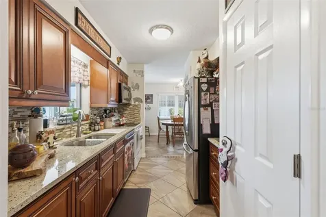 250 Rosery Road NW Largo FL 33770