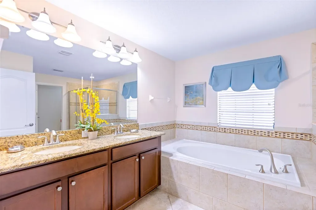 9023 Shadow Mountain Street Davenport FL 33896