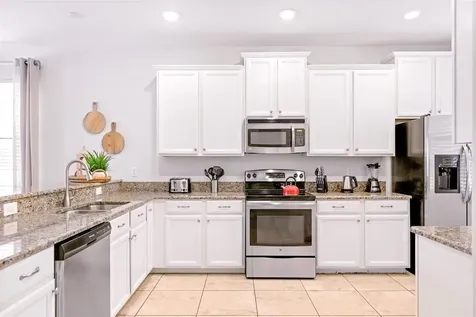 9023 Shadow Mountain Street Davenport FL 33896