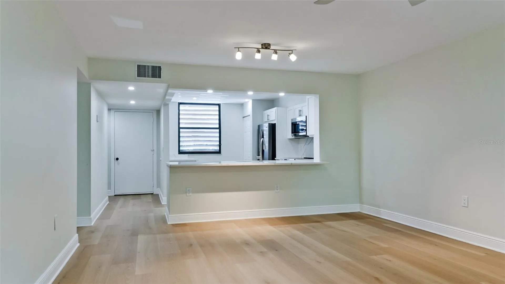542 542 Lakeside Drive Bradenton FL 34210