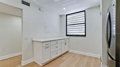 542 542 Lakeside Drive Bradenton FL 34210