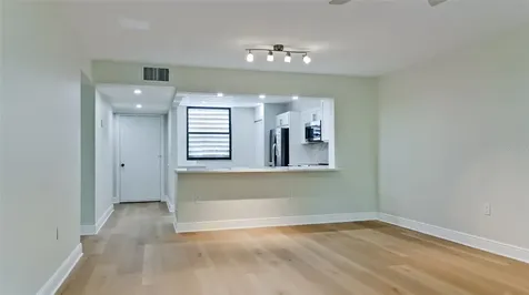 542 542 Lakeside Drive Bradenton FL 34210