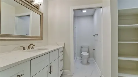 542 542 Lakeside Drive Bradenton FL 34210