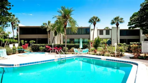 542 542 Lakeside Drive Bradenton FL 34210