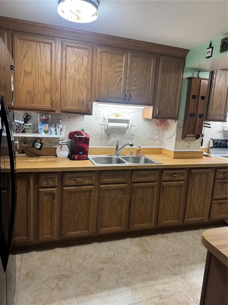17645 NE 61st Street Road Silver Springs FL 34488