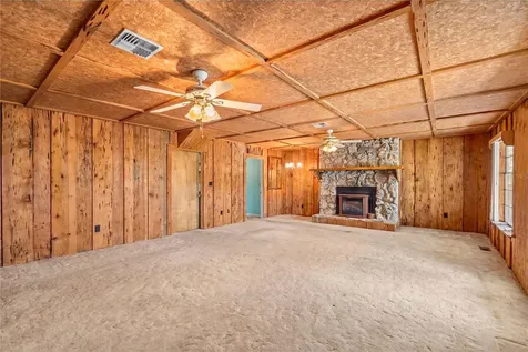 17645 NE 61st Street Road Silver Springs FL 34488