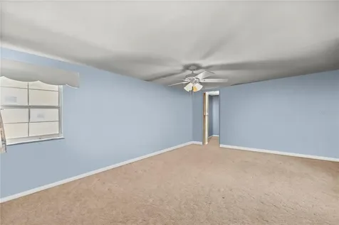 17645 NE 61st Street Road Silver Springs FL 34488