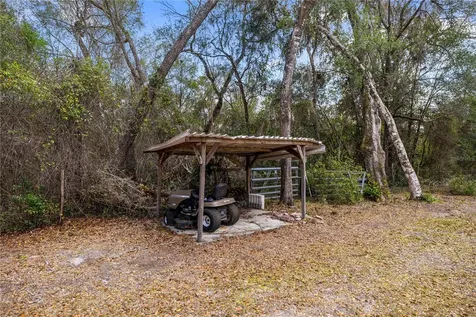 17645 NE 61st Street Road Silver Springs FL 34488