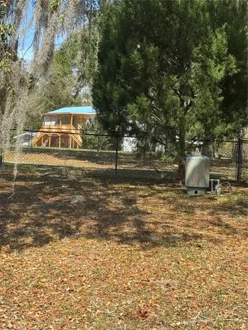 17645 NE 61st Street Road Silver Springs FL 34488