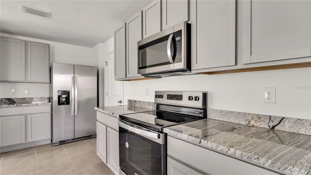 16651 Mosaic Oar Drive Wimauma FL 33598