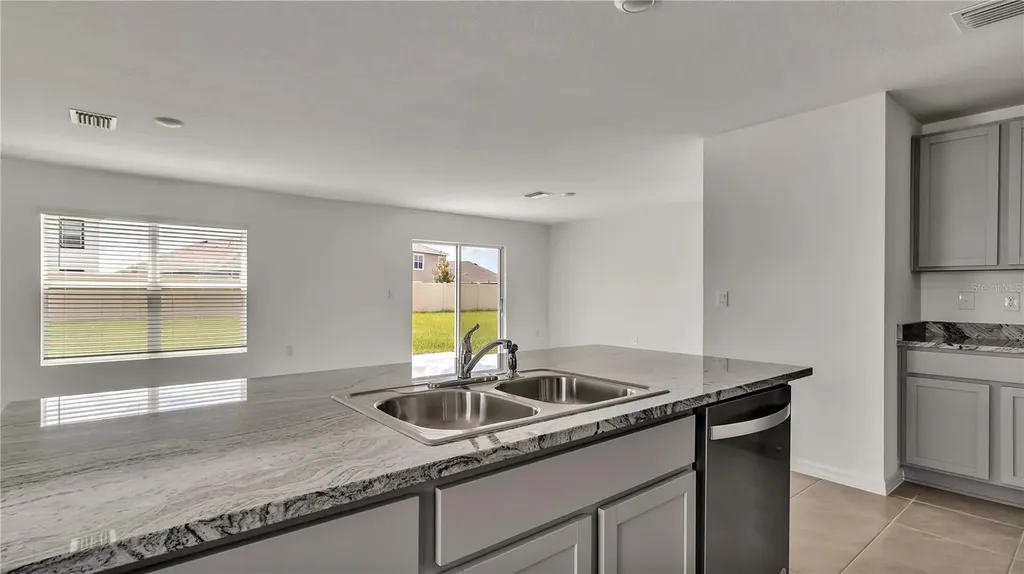 16651 Mosaic Oar Drive Wimauma FL 33598