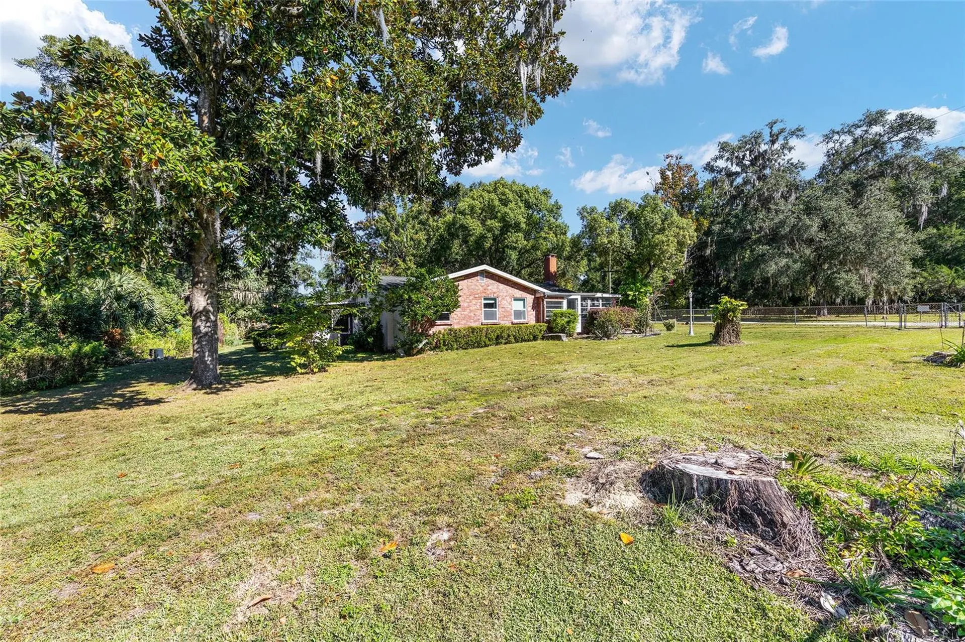 5985 W Gulf To Lake Highway Crystal River FL 34429