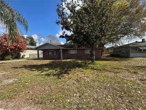 103 Davis Street Auburndale FL 33823