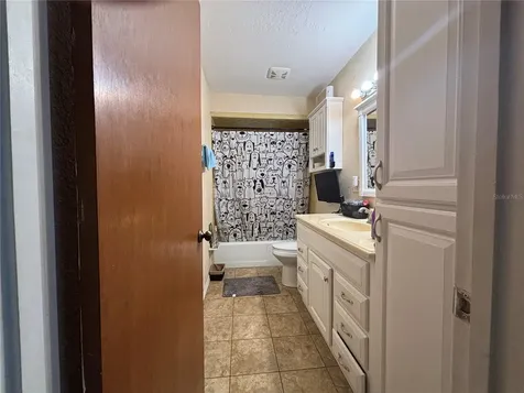103 Davis Street Auburndale FL 33823