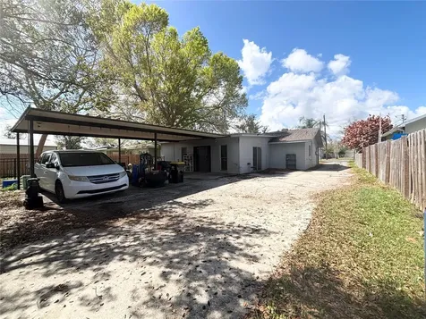 103 Davis Street Auburndale FL 33823