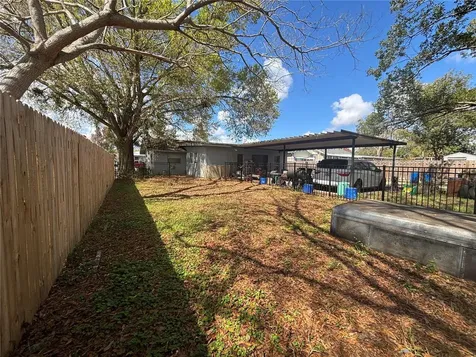 103 Davis Street Auburndale FL 33823