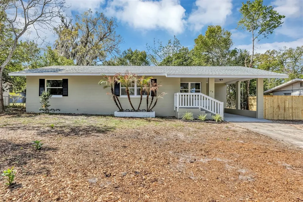 14 Sunshine Boulevard Deland FL 32724