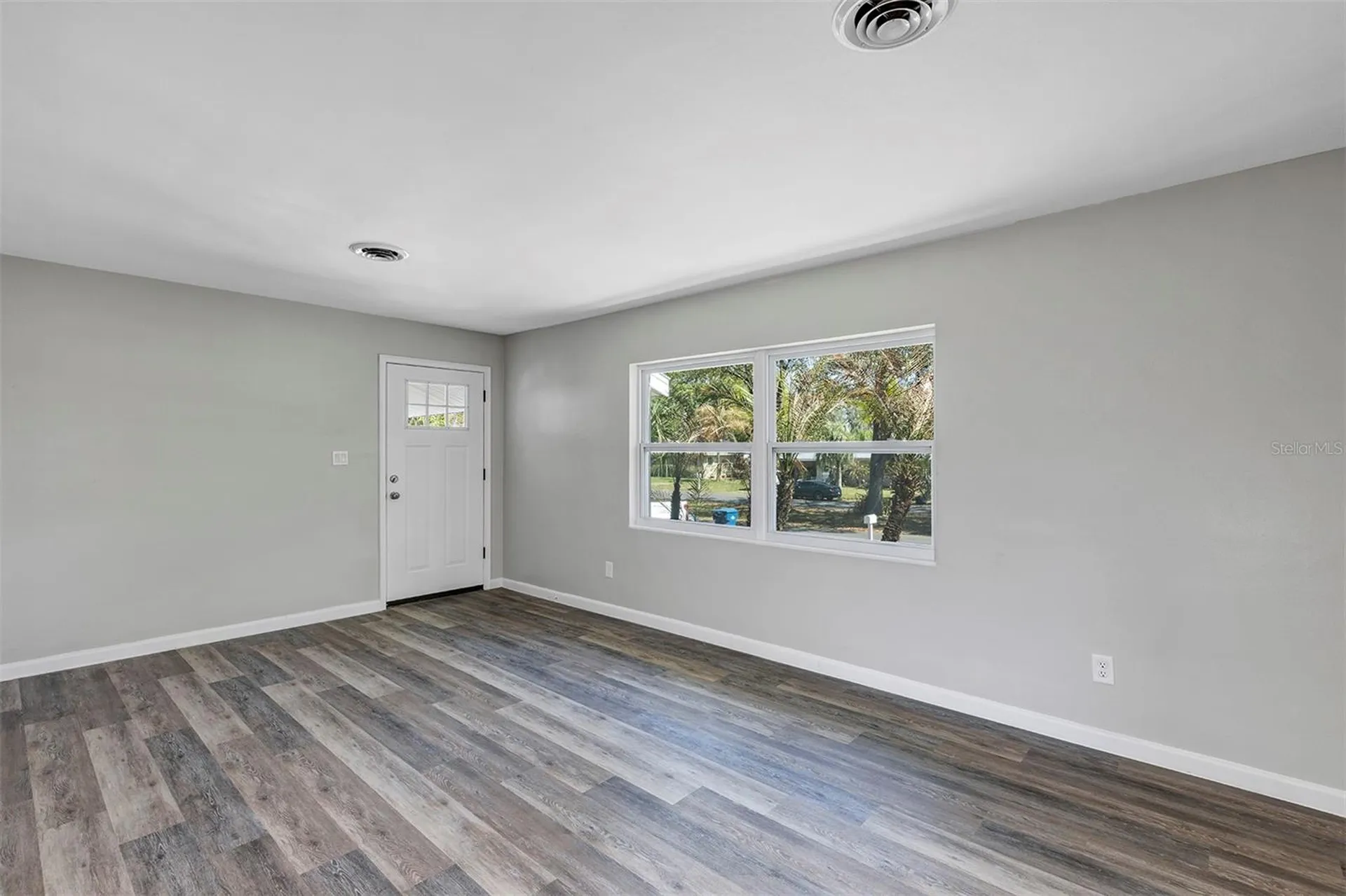 14 Sunshine Boulevard Deland FL 32724